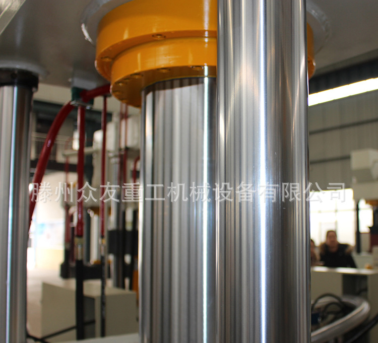 100T薄板鋼板沖孔成型液壓機(jī)三梁四柱液壓機(jī)