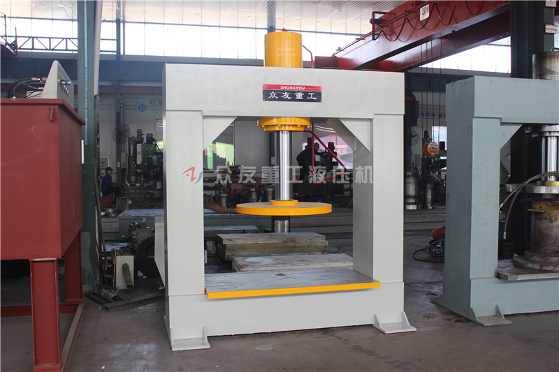 120噸龍門壓胎機(jī) 120T框式液壓機(jī)
